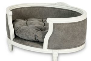 Canapé haut de gamme GEORGE gris effet stonewashed de chez Lord Lou, fabricant de mobilier haut de gamme pour chat
