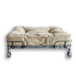 Lit design pour chien modèle wheely, collection Lord Lou